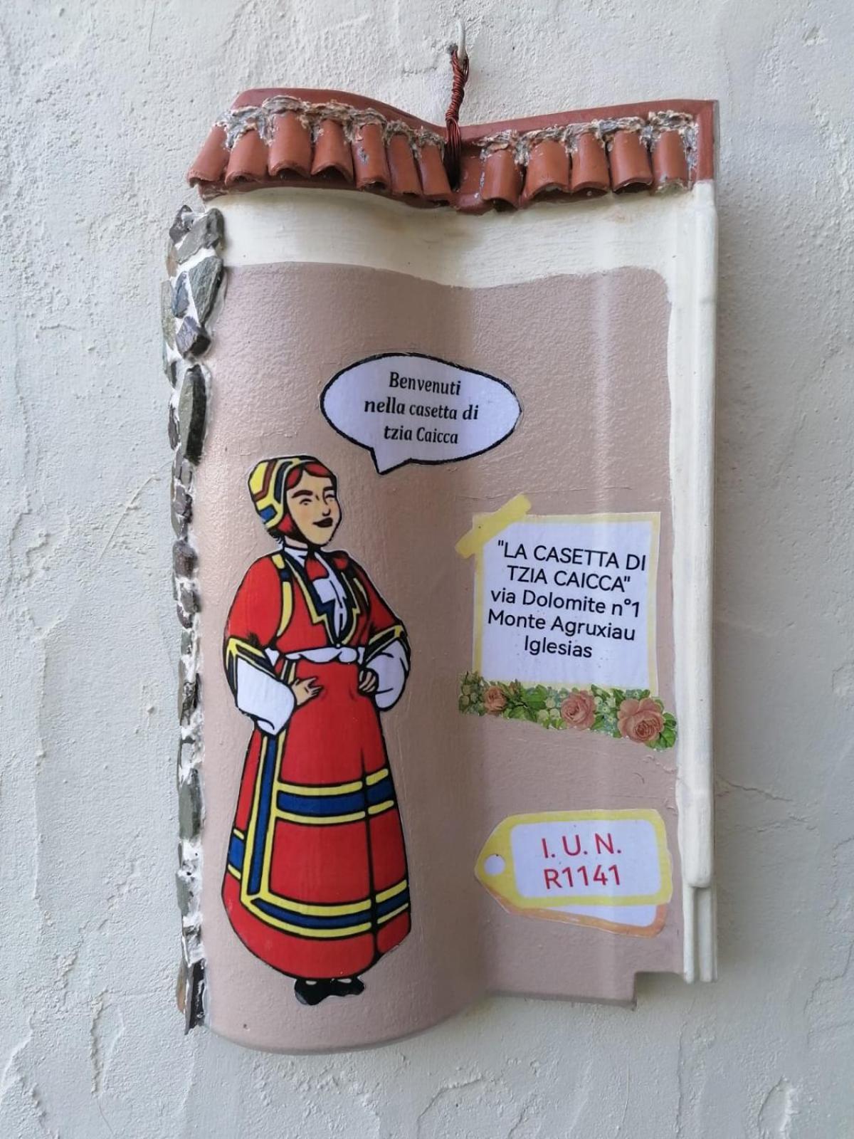 La Casetta Di Tzia Caicca Iglesias Luaran gambar